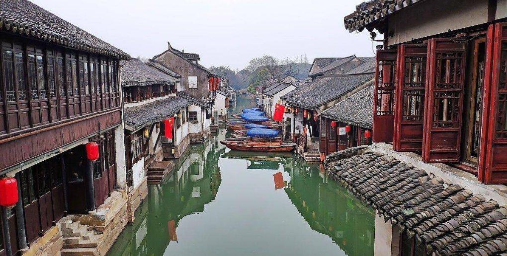 逃出昏暗的地下室2